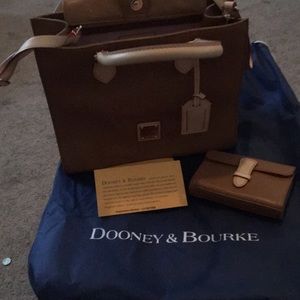 Dooney & Bourke Bundle